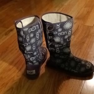Purple pattern Ugg boots